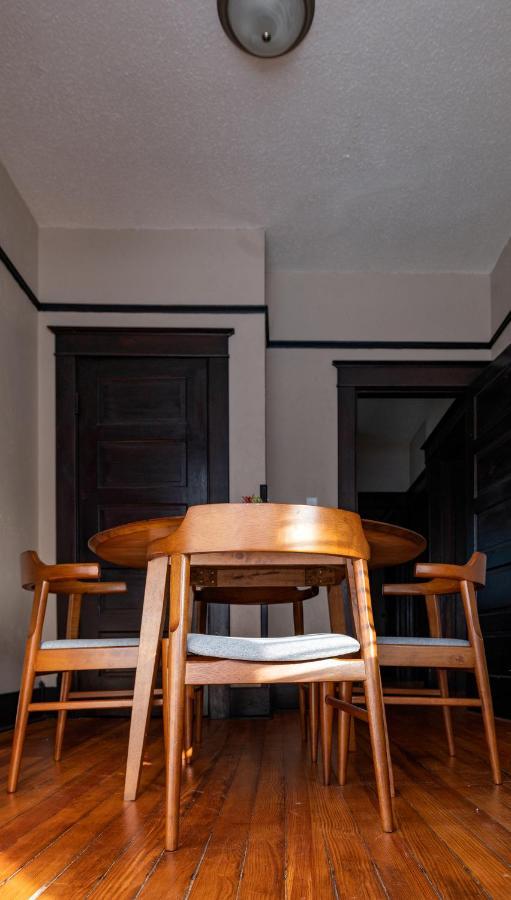 Updated 3 Bedroom Unit With Balcony! ケープジラード エクステリア 写真